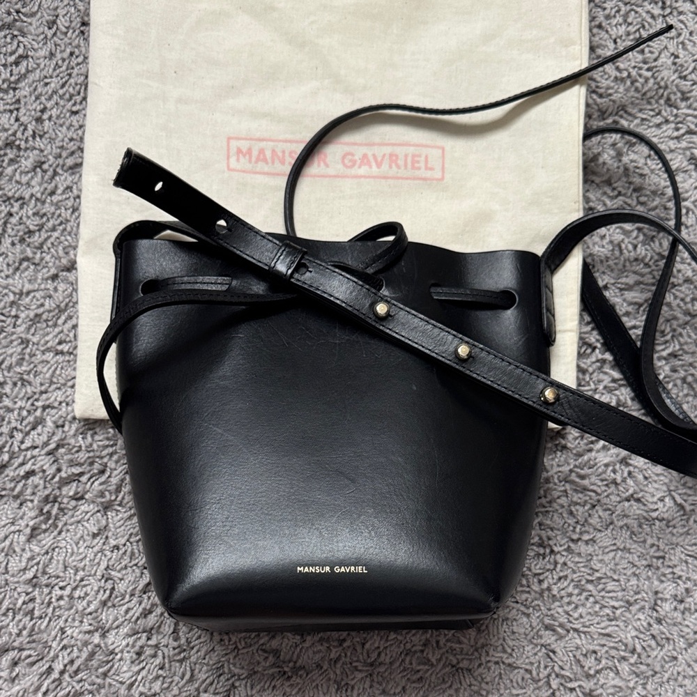 Mansur Gavriel Elegant Black Leather Shoulder Bag